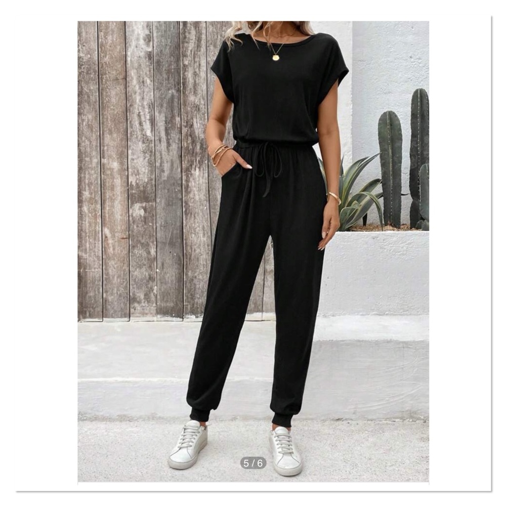 SHEIN Women's Black Jumpsuit